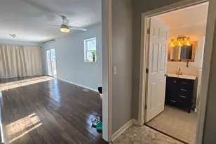 261 N Mary St, Marine City, MI 48039 - Photo 3