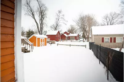 204 W Walnut Street, Albion, MI 49224 - Photo 11