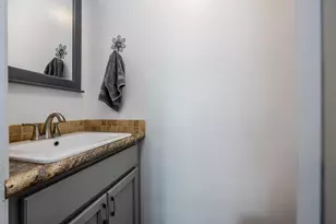 2524 Morton Ave, Saint Joseph, MI 49085 - Photo 13