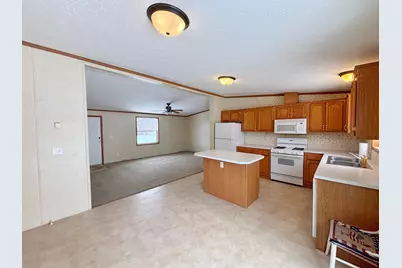 2598 Wildcat Road, Saint Johns, MI 48879 - Photo 15