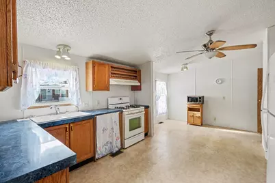 3567 Hollyfield Drive, Cedar Springs, MI 49319 - Photo 11