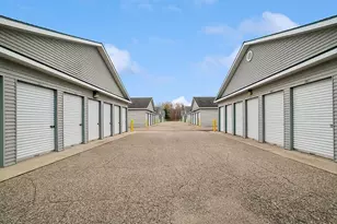 3567 Hollyfield Dr, Cedar Springs, MI 49319 - Photo 31