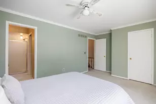 1472 Oakbrook E Dr, Rochester Hills, MI 48307 - Photo 19