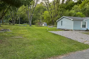 54598 Park Ln, Eau Claire, MI 49111 - Photo 21