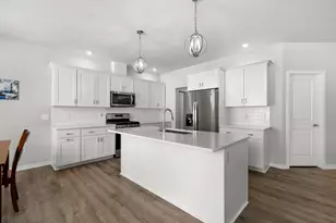 4128 Enclave Wy, Kalamazoo, MI 49006 - Photo 7