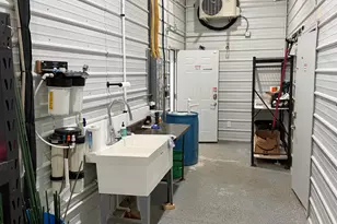 1981 Watkins Rd, Battle Creek, MI 49015 - Photo 5