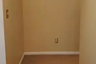 1354 Fox Pointe Cir, Ann Arbor, MI 48108 - Photo 15