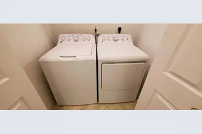 1354 Fox Pointe Circle, Ann Arbor, MI 48108 - Photo 17