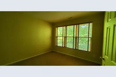 1354 Fox Pointe Circle, Ann Arbor, MI 48108 - Photo 11