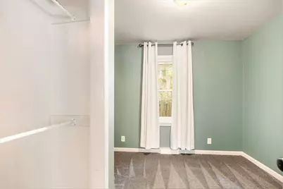 885 Eugene Avenue, Norton Shores, MI 49441 - Photo 9