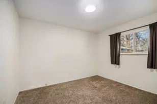 23628 Champaign St, Taylor, MI 48180 - Photo 17