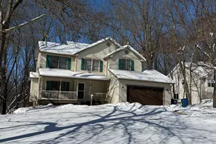 3894 Whitney Ct, Kalamazoo, MI 49009 - Photo 1