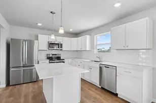 1045 Foxglove Ave, Vicksburg, MI 49097 - Photo 5