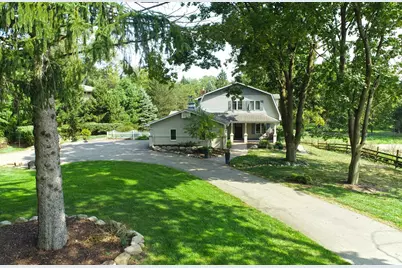 18760 Valencia Street, Northville, MI 48168 - Photo 3