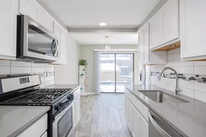 1468 Oakbrook East Drive, Rochester Hills, MI 48307 - Photo 5