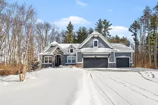 8609 Bentham Ct NE, Rockford, MI 49341 - Photo 3
