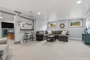 210 Bay Cir Ct, Holland, MI 49424 - Photo 27