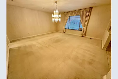 36744 Vargo, Livonia, MI 48152 - Photo 5