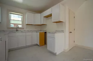 163 Moss St, Highland Park, MI 48203 - Photo 15