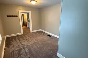 812 Clay St, Niles, MI 49120 - Photo 5