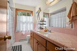 1827 Millbrook St SE, Grand Rapids, MI 49508 - Photo 19