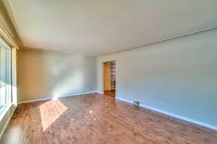 1031 S Durand St, Jackson, MI 49203 - Photo 3