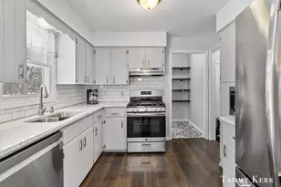 3665 Remembrance Rd NW, Grand Rapids, MI 49534 - Photo 5