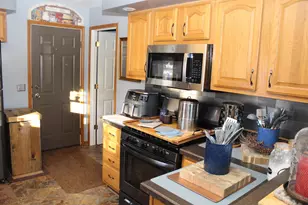 10289 Lee Rd, Grass Lake, MI 49240 - Photo 33