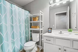 553 N Cygnet Lake Dr, Benton Harbor, MI 49022 - Photo 21