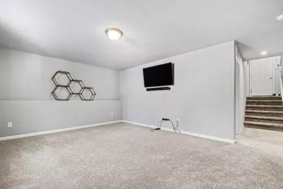 553 N Cygnet Lake Drive, Benton Harbor, MI 49022 - Photo 19