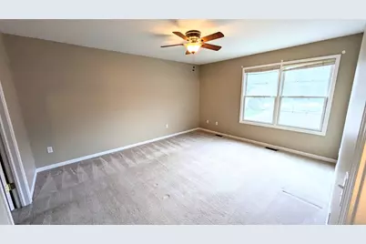 23721 W Lake Circle #14, Brownstown, MI 48183 - Photo 17