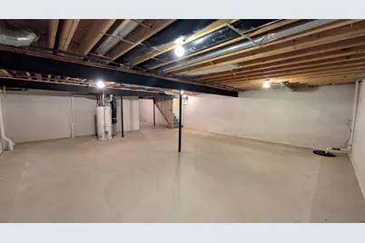 23721 W Lake Circle #14, Brownstown, MI 48183 - Photo 21