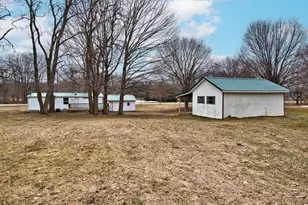 1718 Barron Lake Rd, Niles, MI 49120 - Photo 7