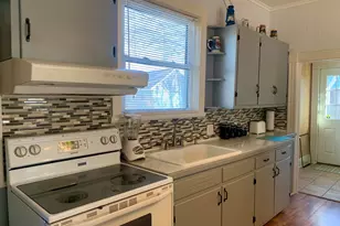 13 Duffy St, Manistee, MI 49660 - Photo 17