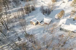 907 Apple Rdg Ct, Allegan, MI 49010 - Photo 31