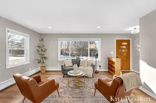 918 S Broas St, Belding, MI 48809 - Photo 3