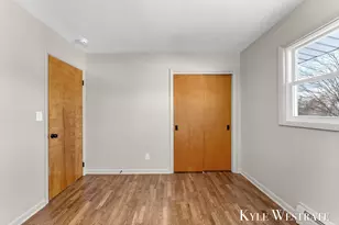 918 S Broas St, Belding, MI 48809 - Photo 17