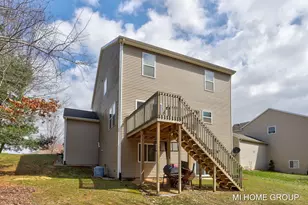 9265 Windward Dr, West Olive, MI 49460 - Photo 5