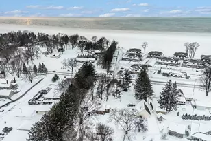 3633 Lakeshore Dr, Saint Joseph, MI 49085 - Photo 29