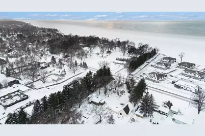 3633 Lakeshore Drive, Saint Joseph, MI 49085 - Photo 31