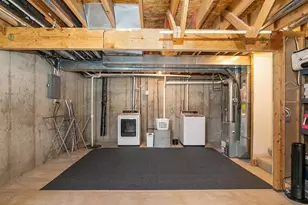 483 Sunbrook St SE, Grand Rapids, MI 49508 - Photo 25