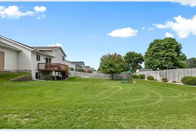 483 Sunbrook Street SE, Grand Rapids, MI 49508 - Photo 5