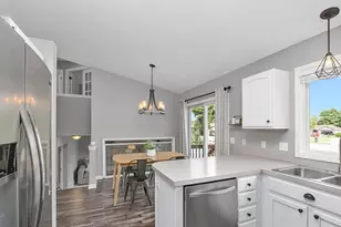 483 Sunbrook St SE, Grand Rapids, MI 49508 - Photo 11