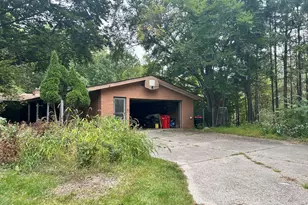 22900 Thorncliffe St, Southfield, MI 48033 - Photo 3