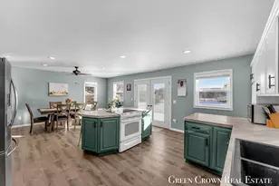 12449 S Catalpa Ave, Grant, MI 49327 - Photo 11