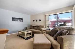 20548 Lockwood St, Taylor, MI 48180 - Photo 9