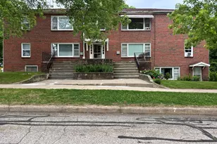 190 Maple St, Concord, MI 49237 - Photo 3