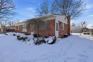 50673 Jim Dr, Chesterfield, MI 48047 - Photo 3