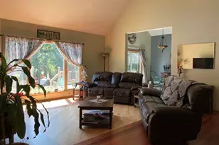 5682 Topanga Dr, Coloma, MI 49038 - Photo 9
