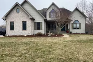 5682 Topanga Dr, Coloma, MI 49038 - Photo 3